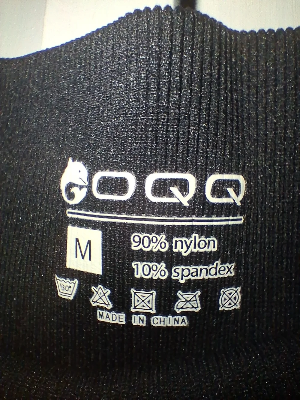 OQQ sleek black